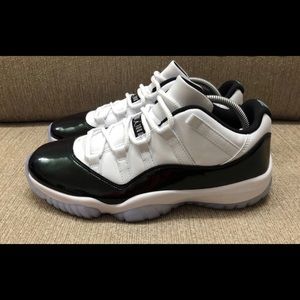 Jordan 11 Lo Emerald Rise
